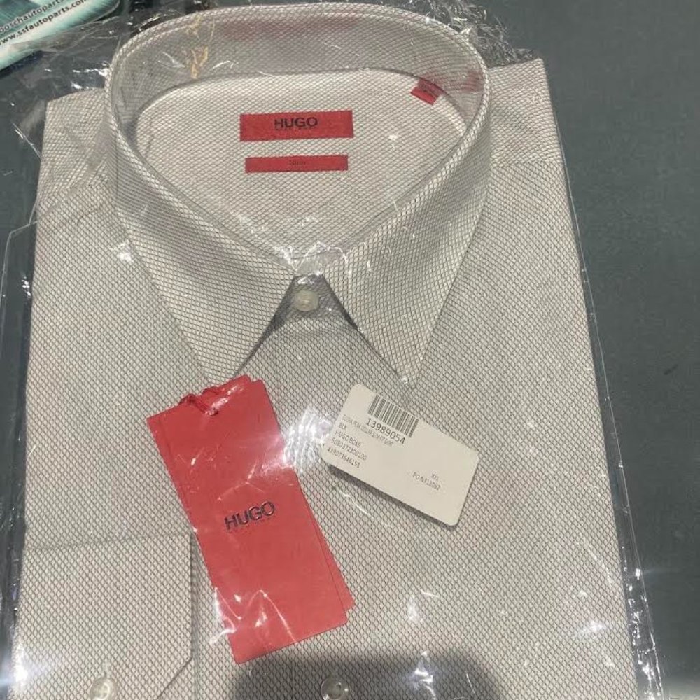 Hugo Boss Eisha
